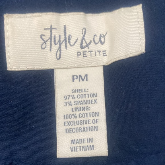 Style&co petite jacket in excellent condition. - Picture 6 of 7